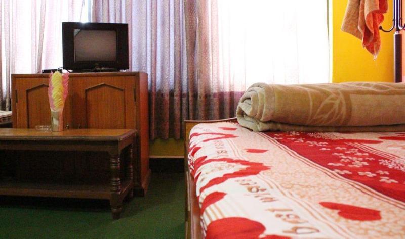 Duna Tapari Restaurant & Guest House image