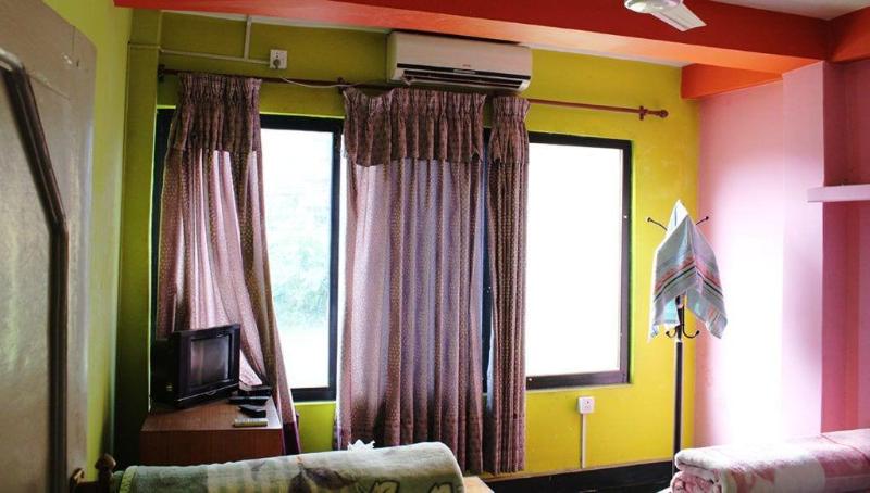 Duna Tapari Restaurant & Guest House image