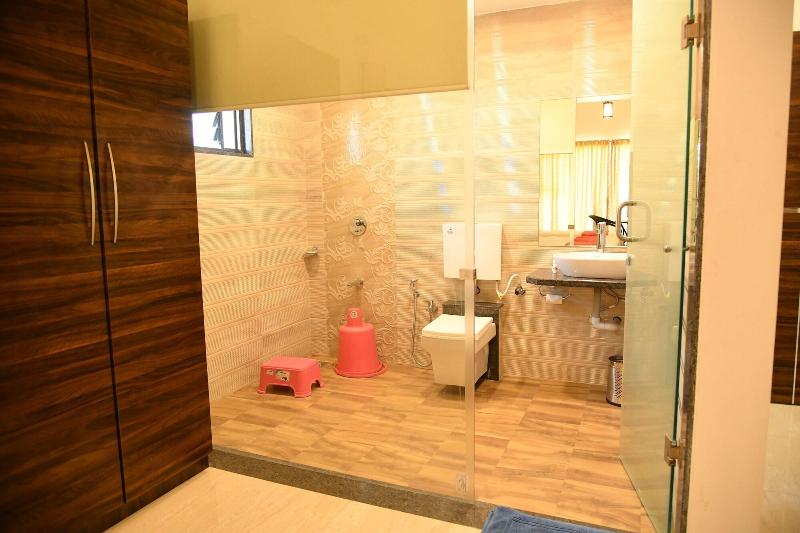 Hotel Royal Orbit image