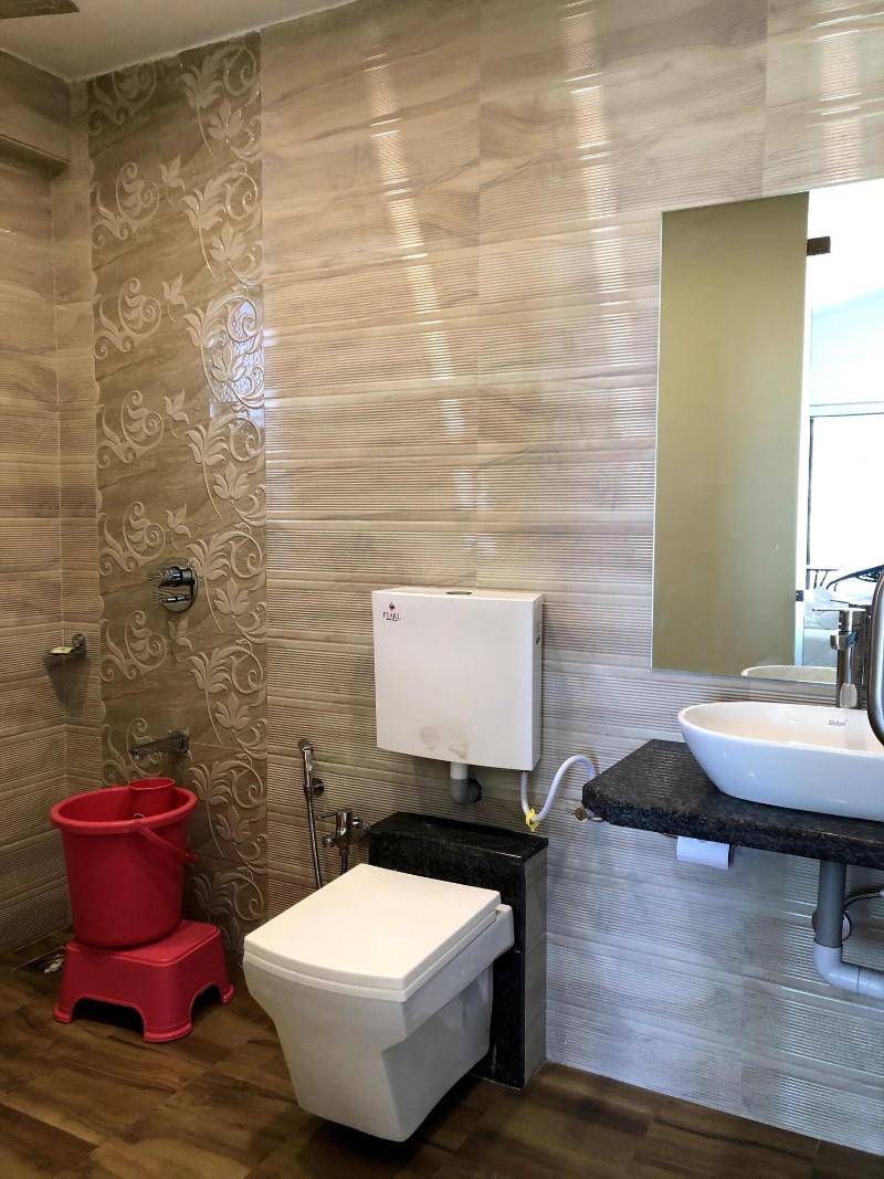 Hotel Royal Orbit image