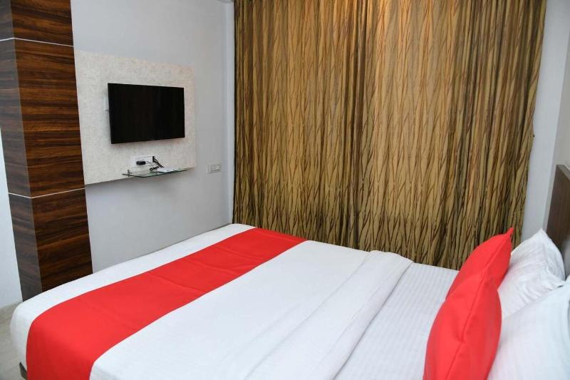 Hotel Royal Orbit image