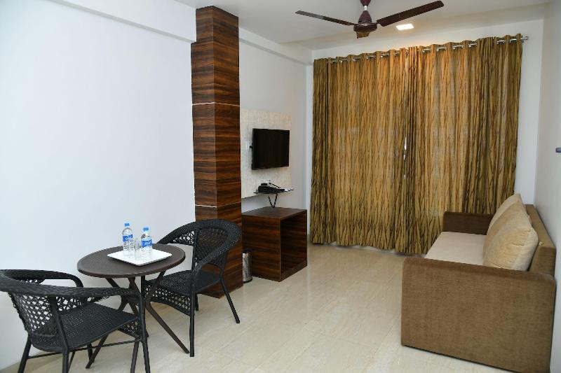 Hotel Royal Orbit image