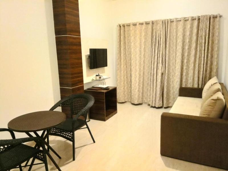 Hotel Royal Orbit image
