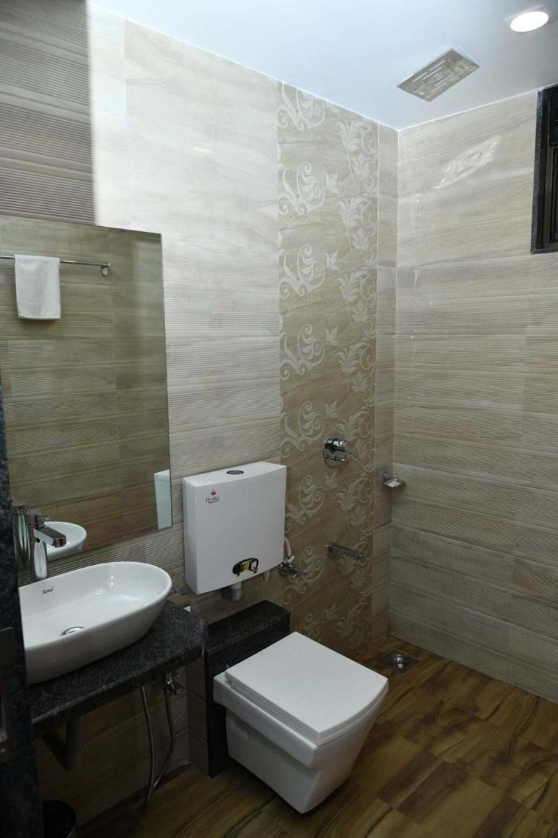 Hotel Royal Orbit image