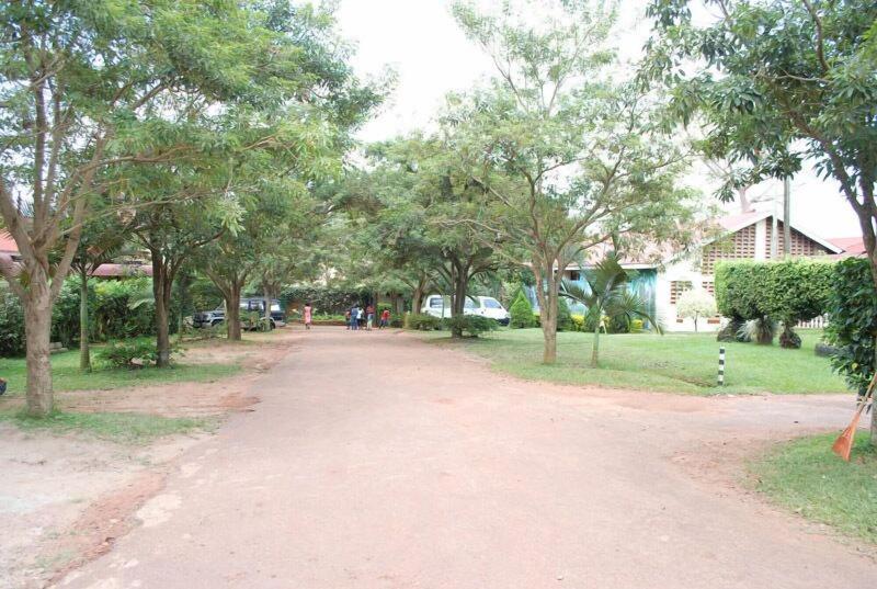 Rest Gardens image