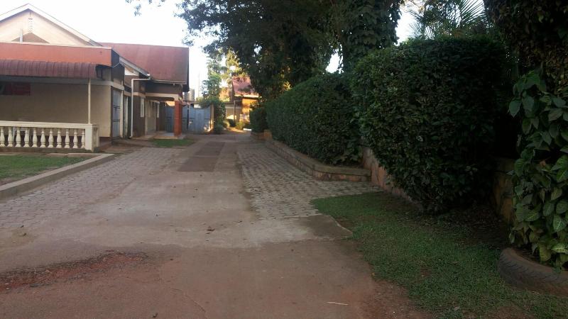 Rest Gardens image