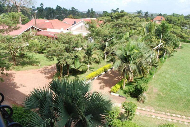 Rest Gardens image