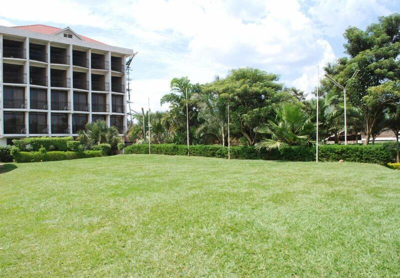 Rest Gardens image