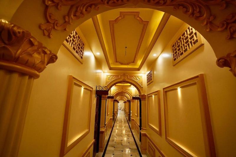 Hotel City Palace image