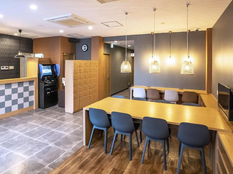 R9 Hostel Tochigi Station image