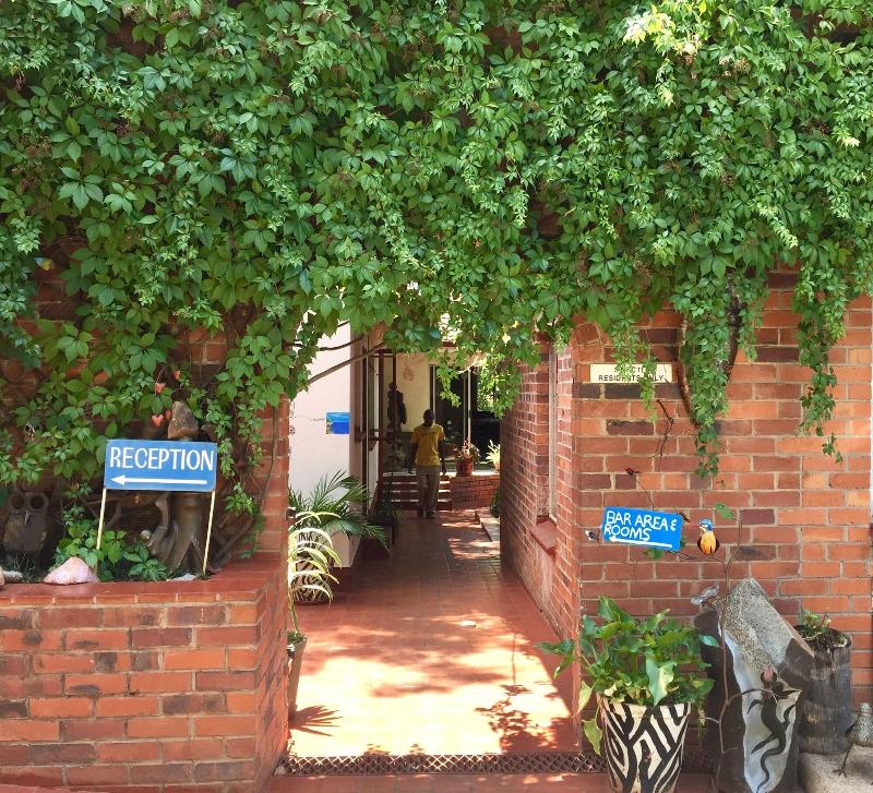 It's A Small World Backpackers Lodge - Hostel image