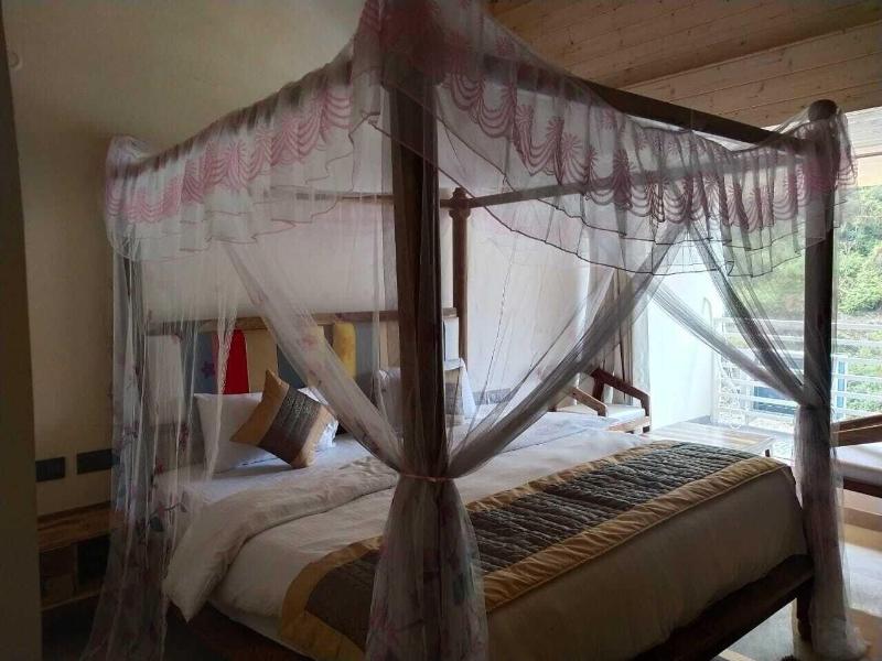 Seven Hills Hotels And Resorts image
