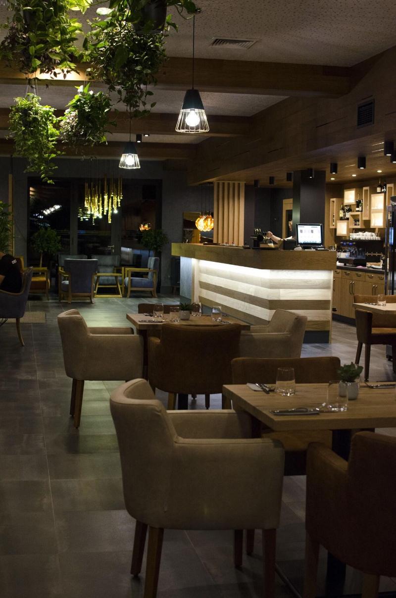 Azza Hotel & Restaurant image