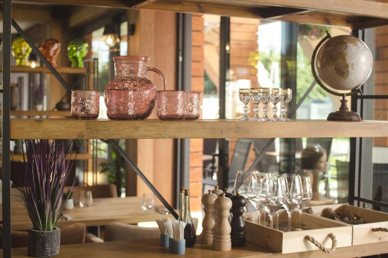 Azza Hotel & Restaurant image