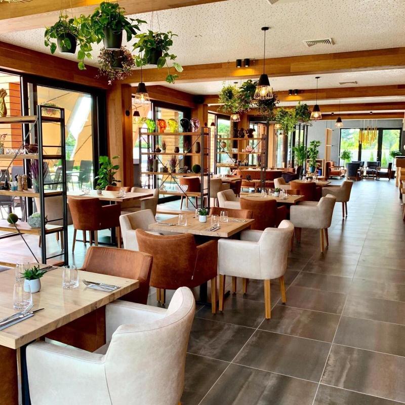 Azza Hotel & Restaurant image