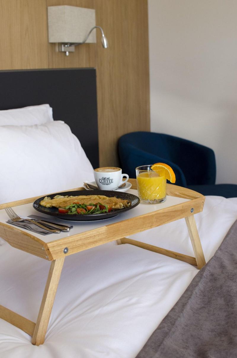 Azza Hotel & Restaurant image