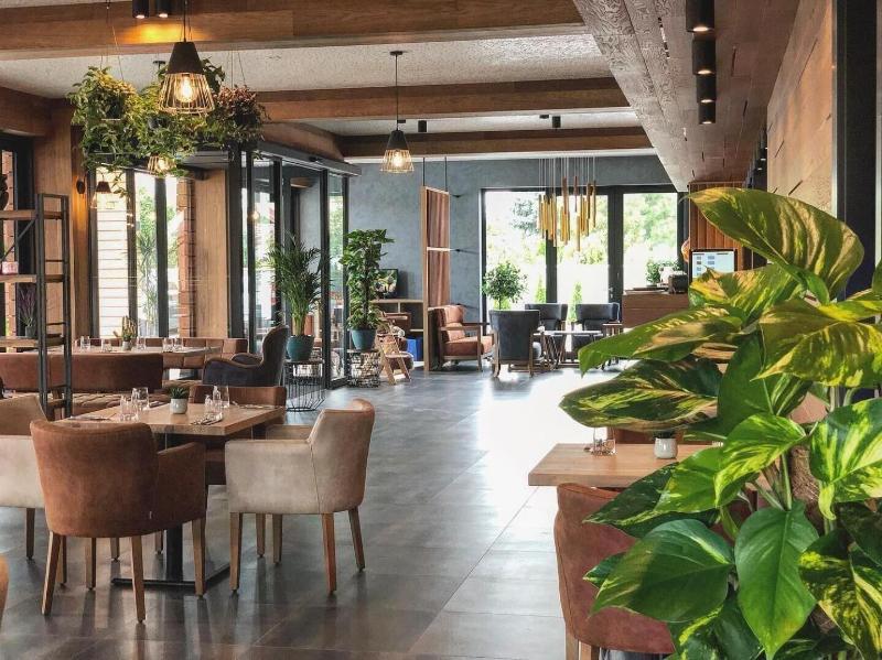 Azza Hotel & Restaurant image