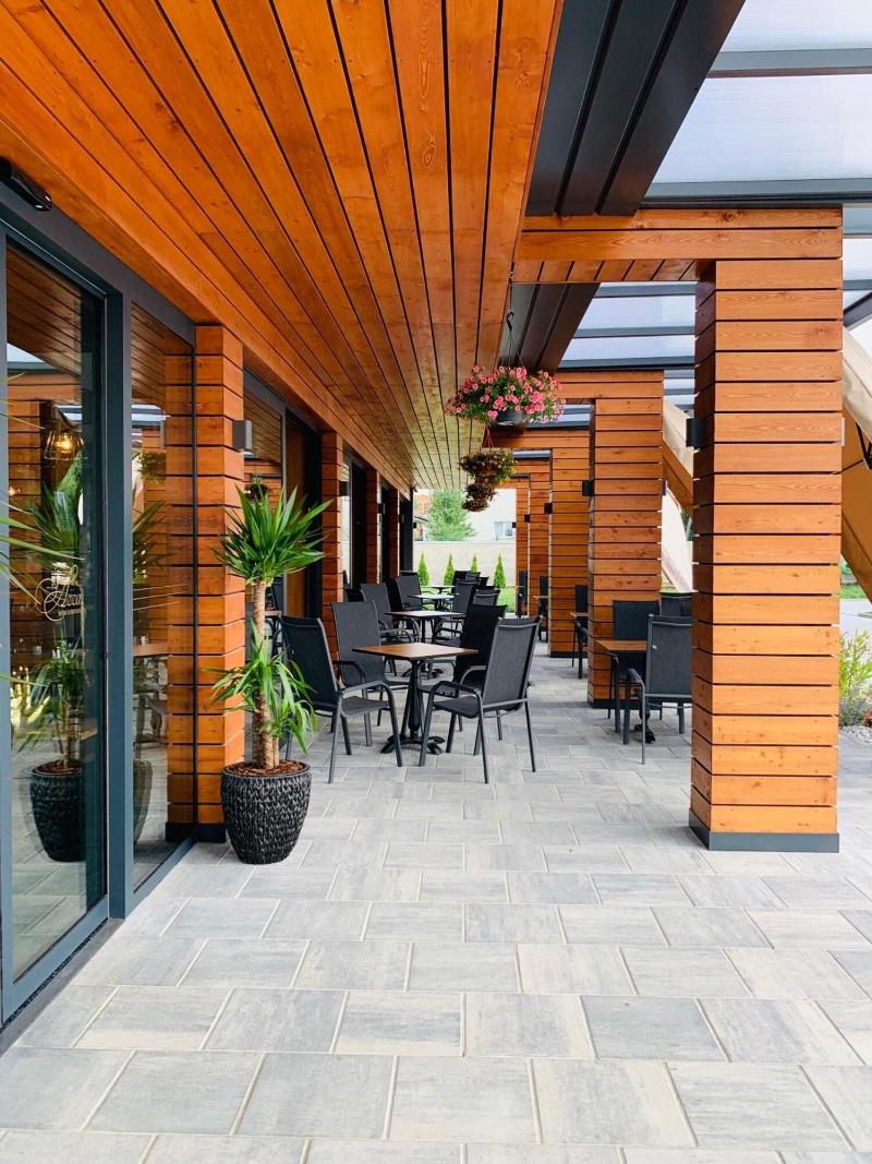 Azza Hotel & Restaurant image