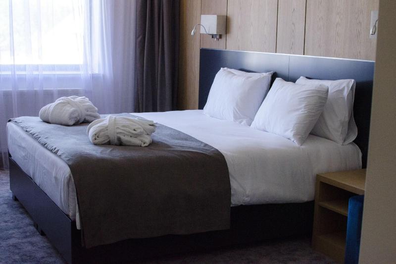 Azza Hotel & Restaurant image