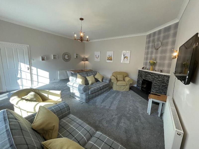 Blairquhan Cottages image