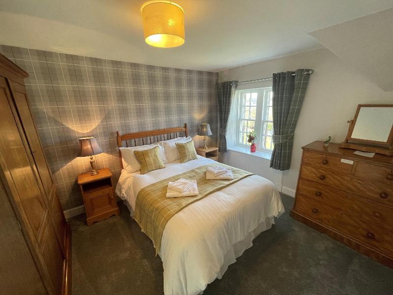 Blairquhan Cottages image