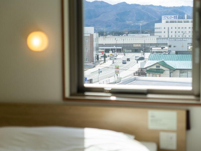 Super Hotel Yahabaeki Higashiguchi Tennen Onsen image