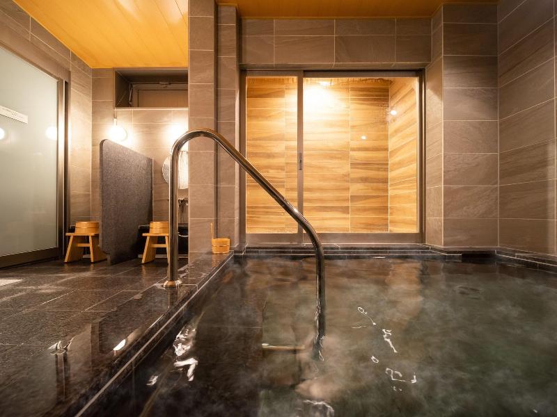 Super Hotel Yahabaeki Higashiguchi Tennen Onsen image
