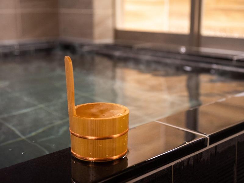 Super Hotel Yahabaeki Higashiguchi Tennen Onsen image