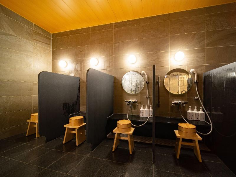 Super Hotel Yahabaeki Higashiguchi Tennen Onsen image