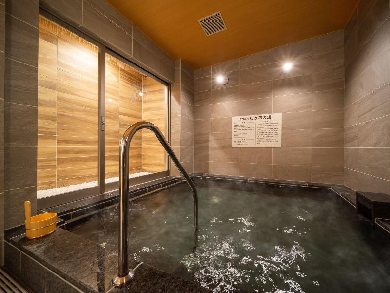 Super Hotel Yahabaeki Higashiguchi Tennen Onsen image