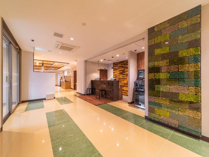 Super Hotel Yahabaeki Higashiguchi Tennen Onsen image