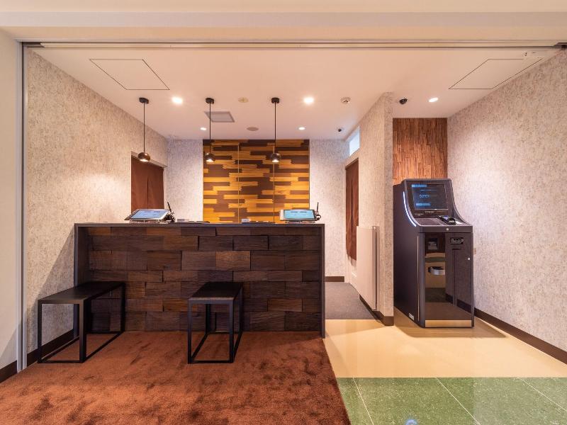 Super Hotel Yahabaeki Higashiguchi Tennen Onsen image