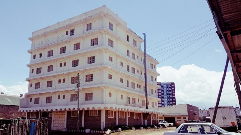 Sixty Two Paradise Hotel image