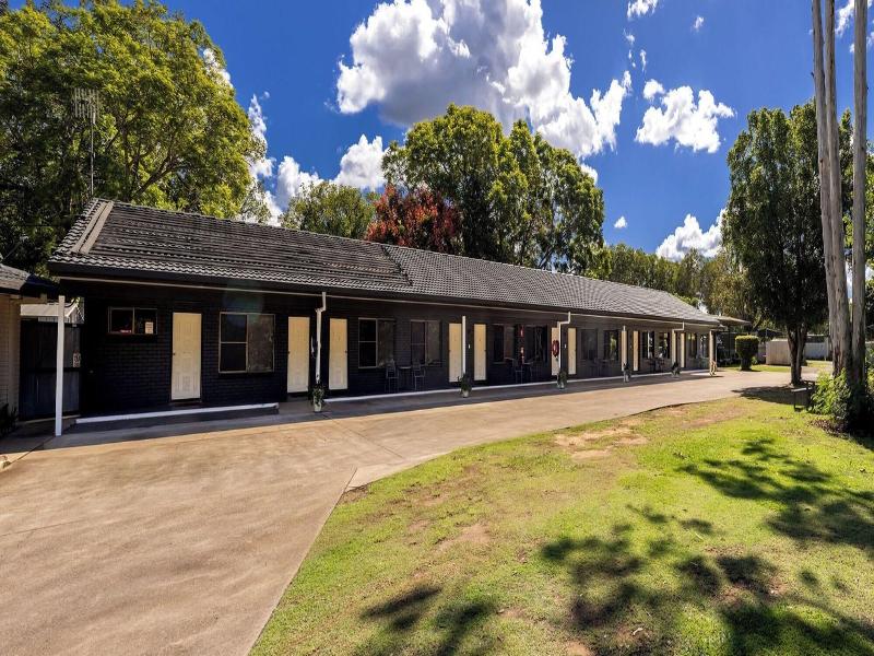 Esk Caravan Park & Motel