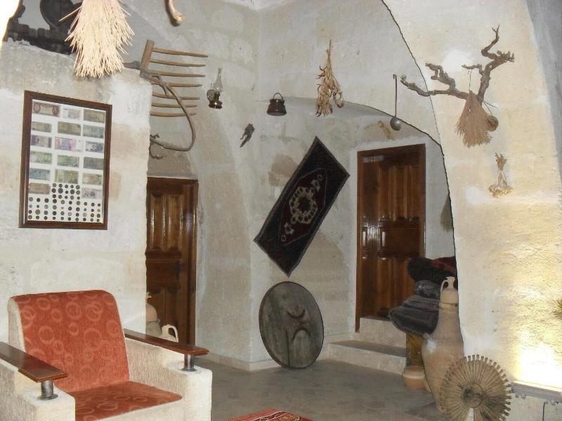 Avlu Cave House image