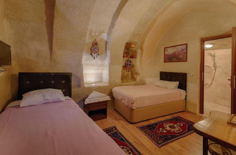 Avlu Cave House image
