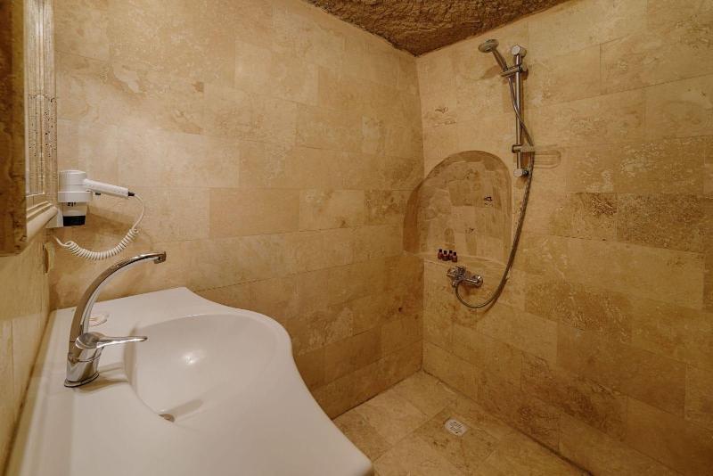 Avlu Cave House image