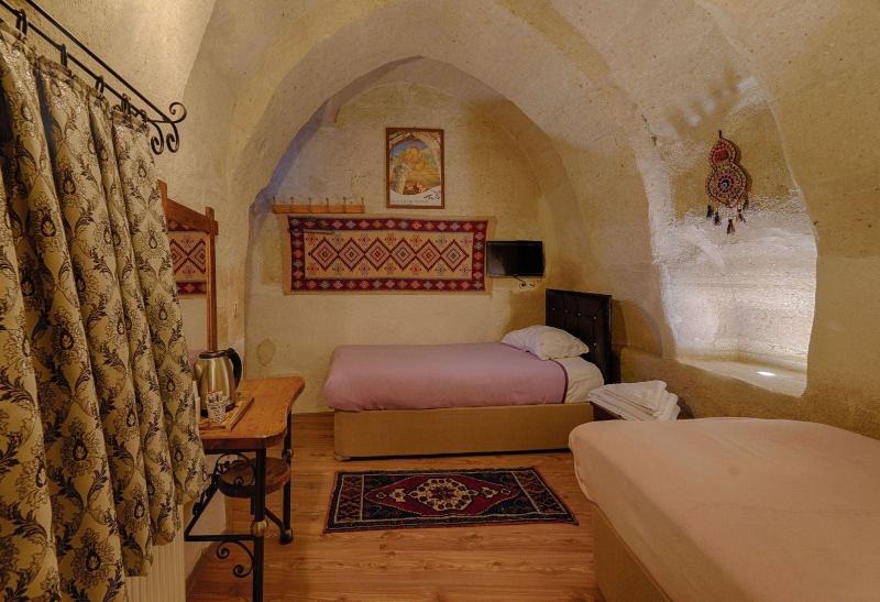 Avlu Cave House image