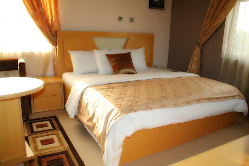City Global Hotels Owerri image