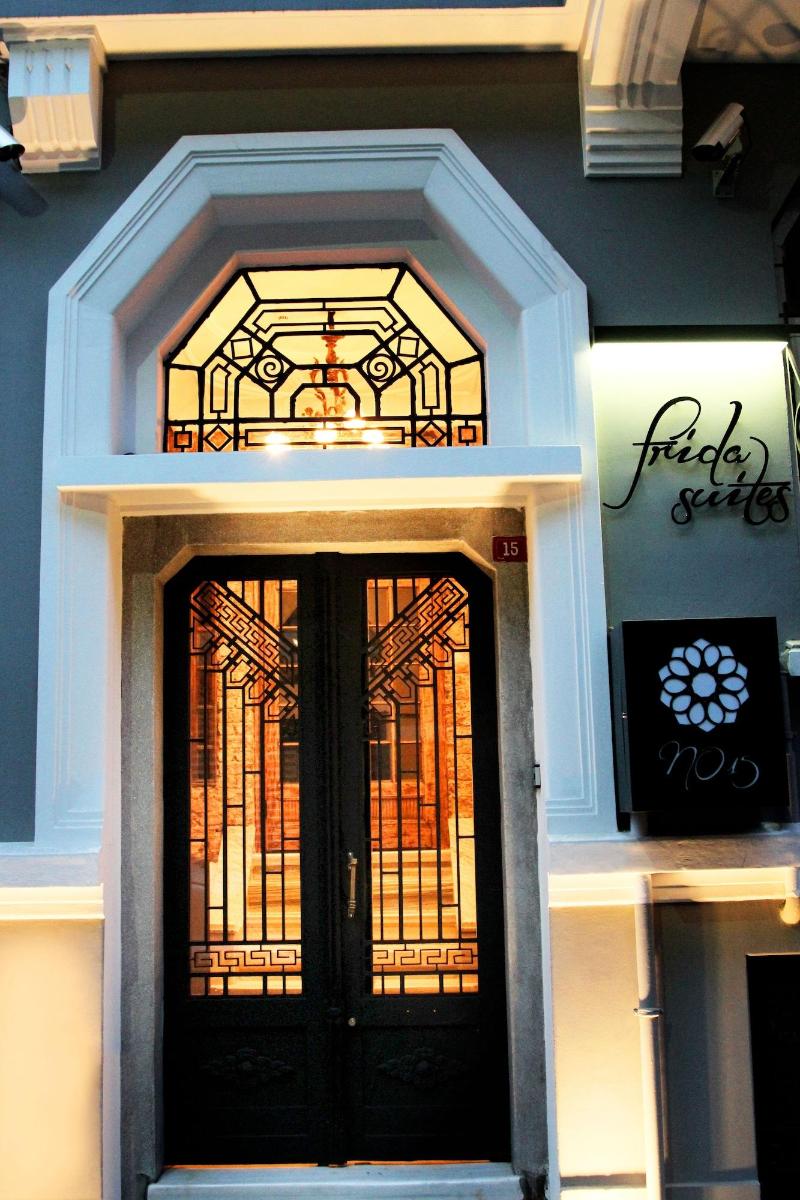 Frida Suites And Aparts image