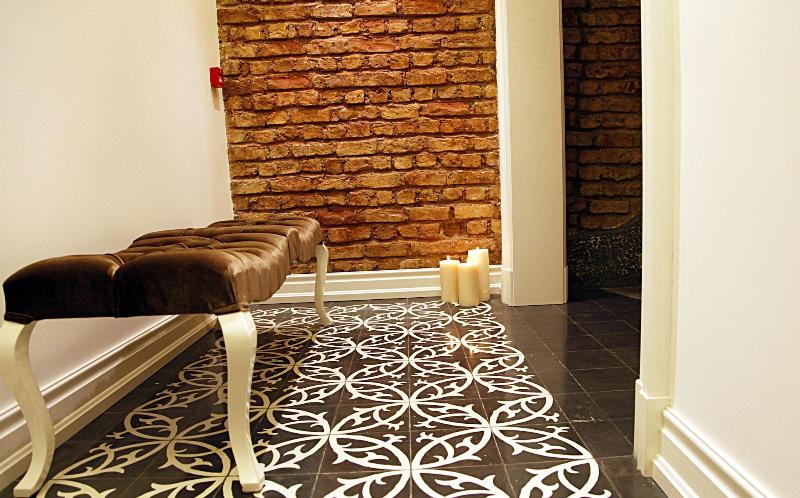 Frida Suites And Aparts image