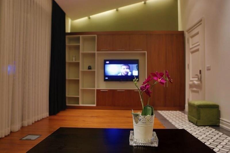 Frida Suites And Aparts image