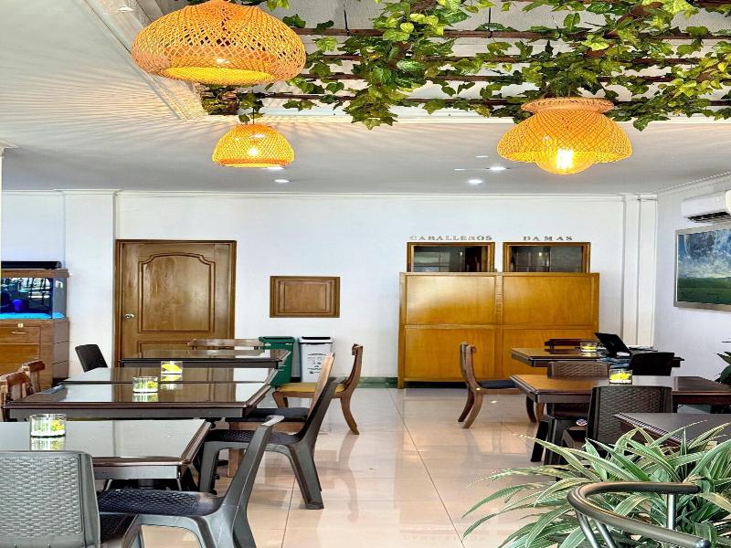 Hotel Prince Plaza image