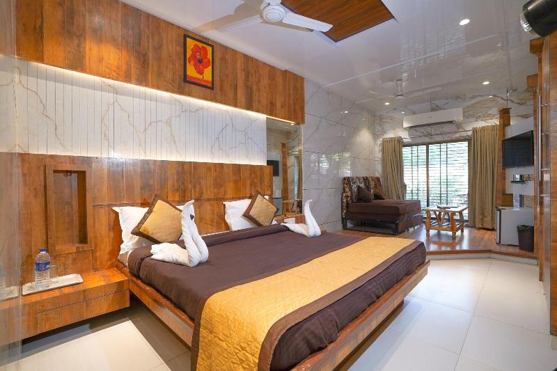 Hotel Kumar Plaza image
