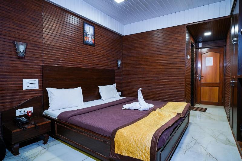 Hotel Kumar Plaza image