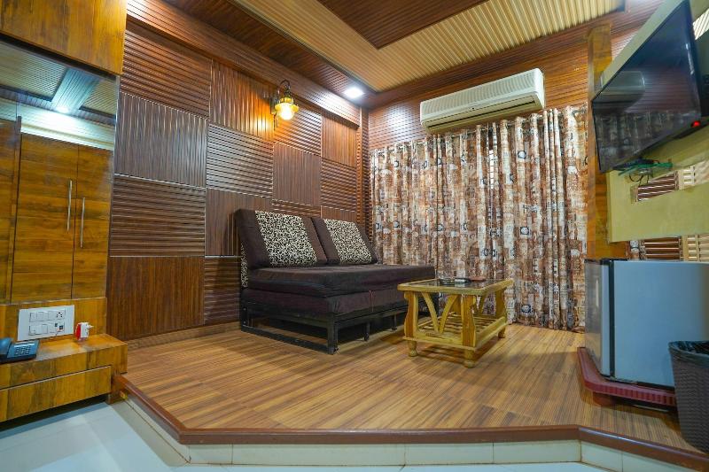 Hotel Kumar Plaza image