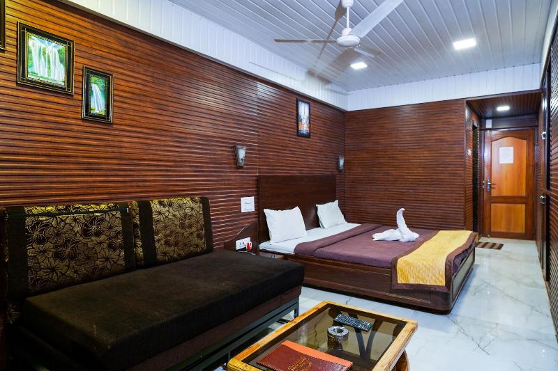 Hotel Kumar Plaza image