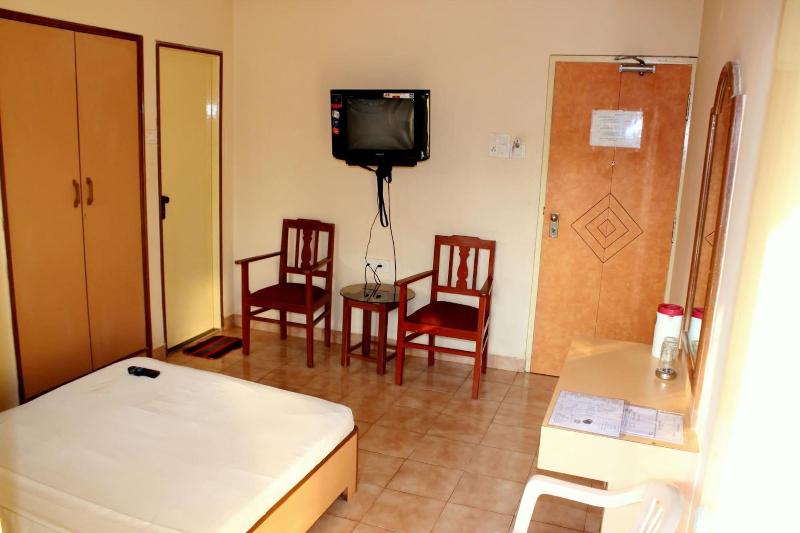 Amigo Plaza image