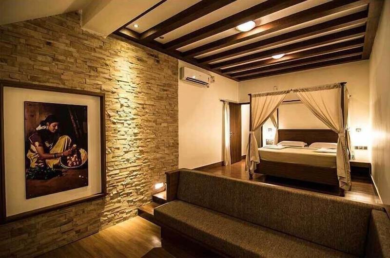 Sai Vishram Beach Resort Byndoor image 1