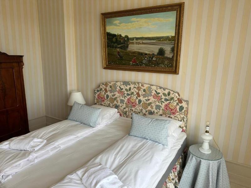 Aaroesund Badehotel image